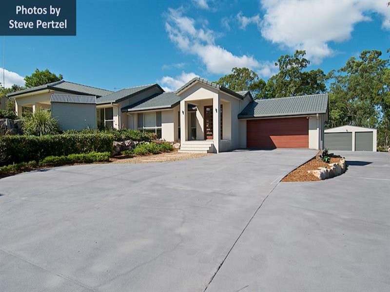 4 Riverdowns Cres, Helensvale, Qld 4212 Property Details