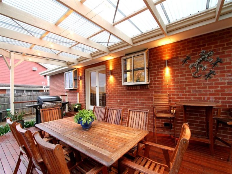 17 ster Crescent, Watsonia, Vic 3087 Property Details