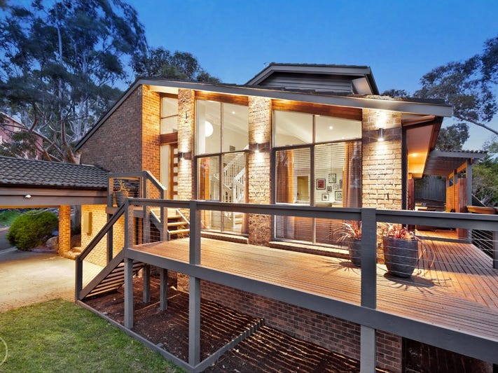 38 Corowa Crescent, Greensborough, Vic 3088 Property Details