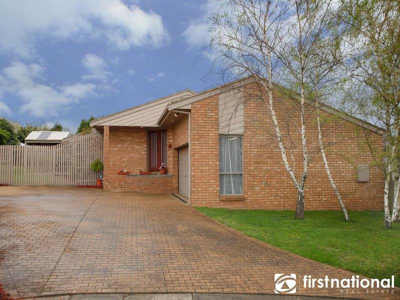 6 Renmark Court, Berwick, Vic 3806 Property Details