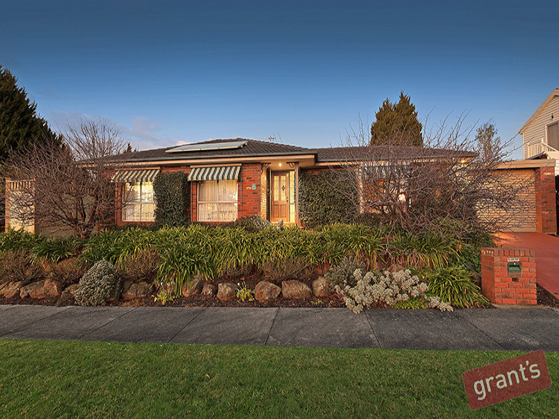 1 Dunnell Rise, Berwick, Vic 3806 Property Details