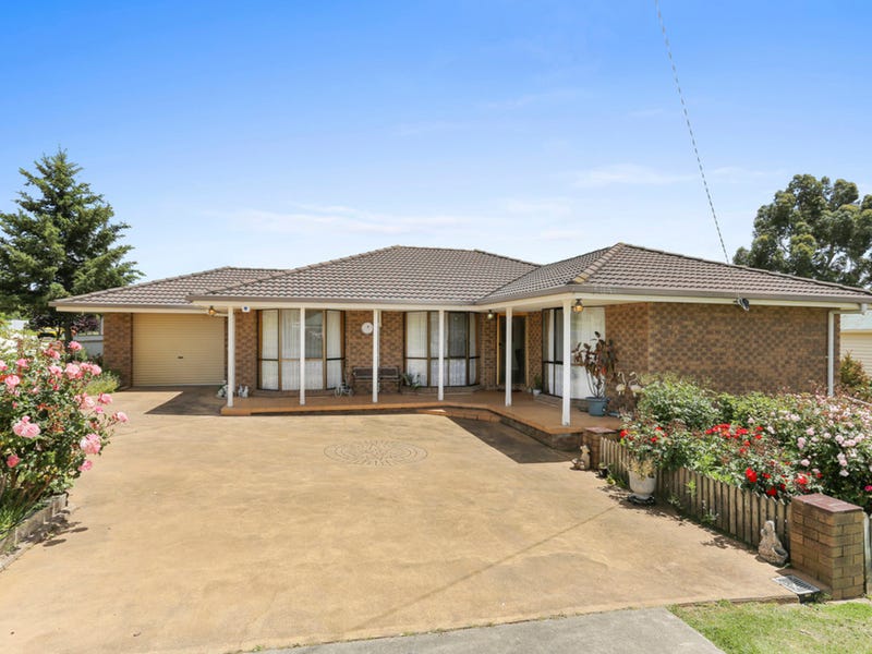 138 Baynes Street, Terang, VIC 3264