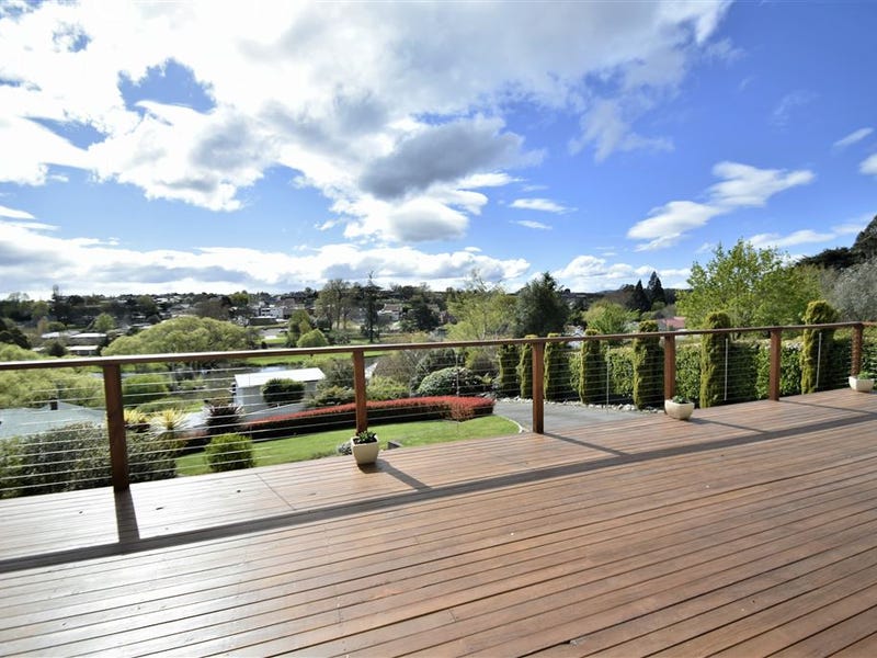 2 East Church St, Deloraine, Tas 7304 Property Details