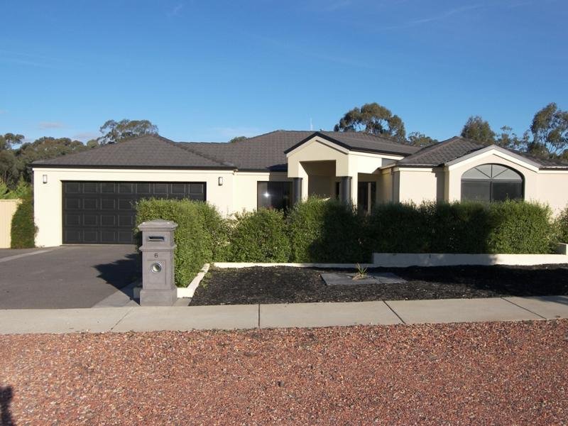 6 Marcus Court, Maiden Gully, VIC 3551