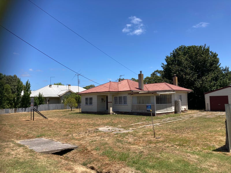 15 FULTON STREET, Colac, Vic 3250 House for Sale