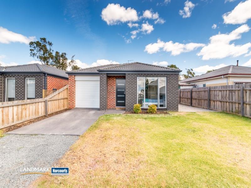 2/9 Pope Street, Bannockburn, Vic 3331 Property Details