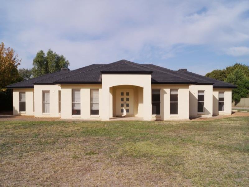 6 Matilda Drive, Shepparton, Vic 3630 Property Details