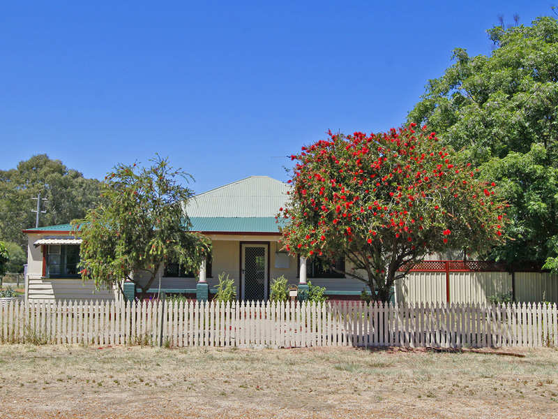 52 Adams Street, Mundijong, WA 6123 Property Details