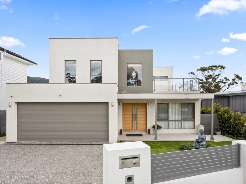 14 New Mount Pleasant Road, Balgownie, NSW 2519 House for Sale