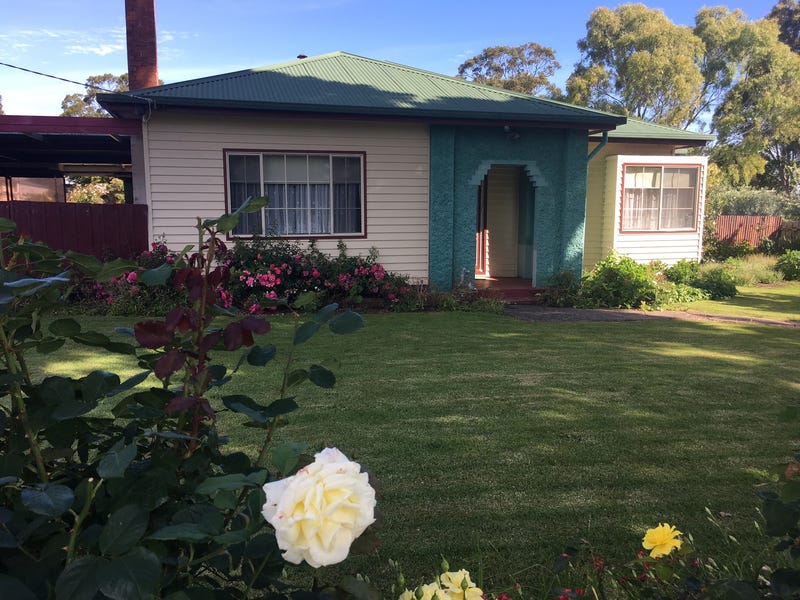 31 Heckfield Street, Macarthur, Vic 3286 Property Details