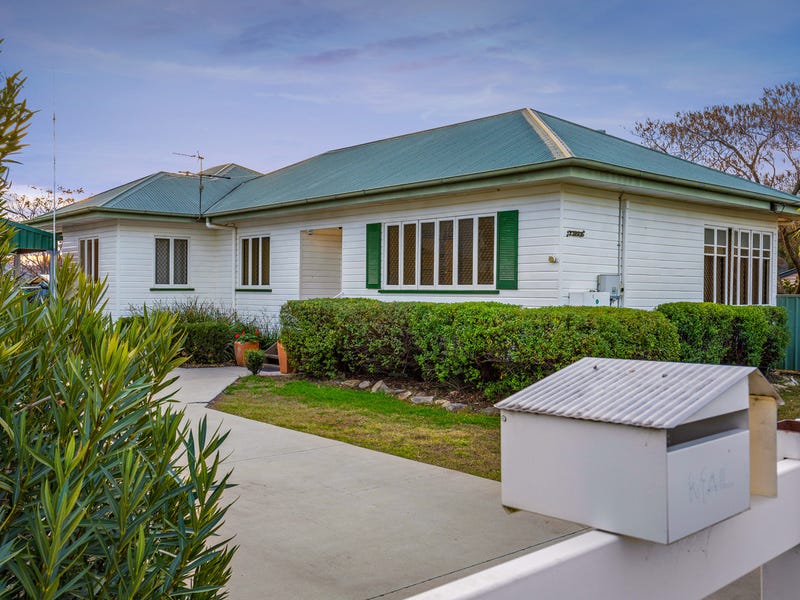 11 Street, Clifton, Qld 4361 House for Sale