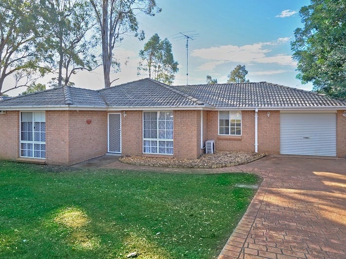 6 Dunbar Place, Mount Annan, NSW 2567