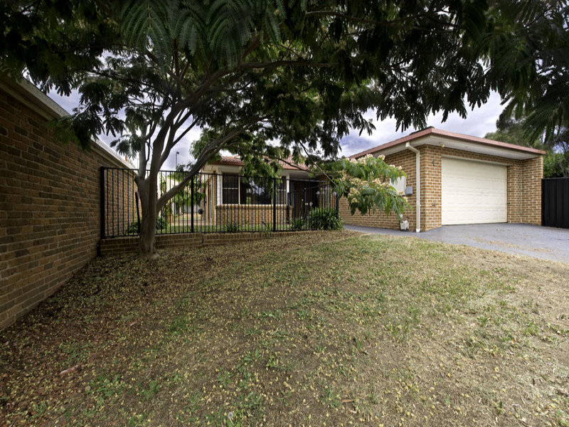 4 Painter Place, Palmerston, ACT 2913 Property Details