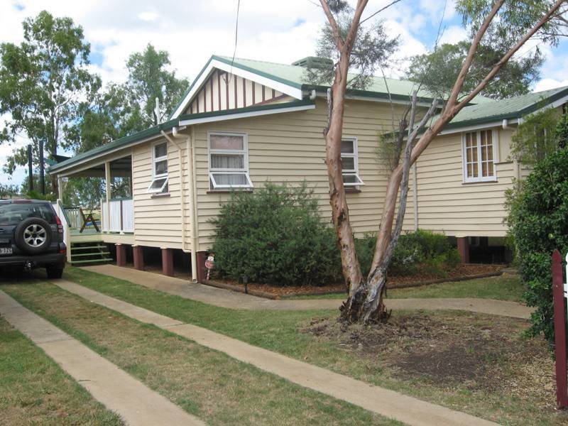 5 Stevenson, Chinchilla, Qld 4413 Property Details