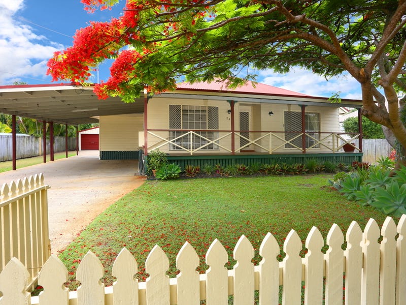 24 Crescent Avenue, Hope Island, Qld 4212
