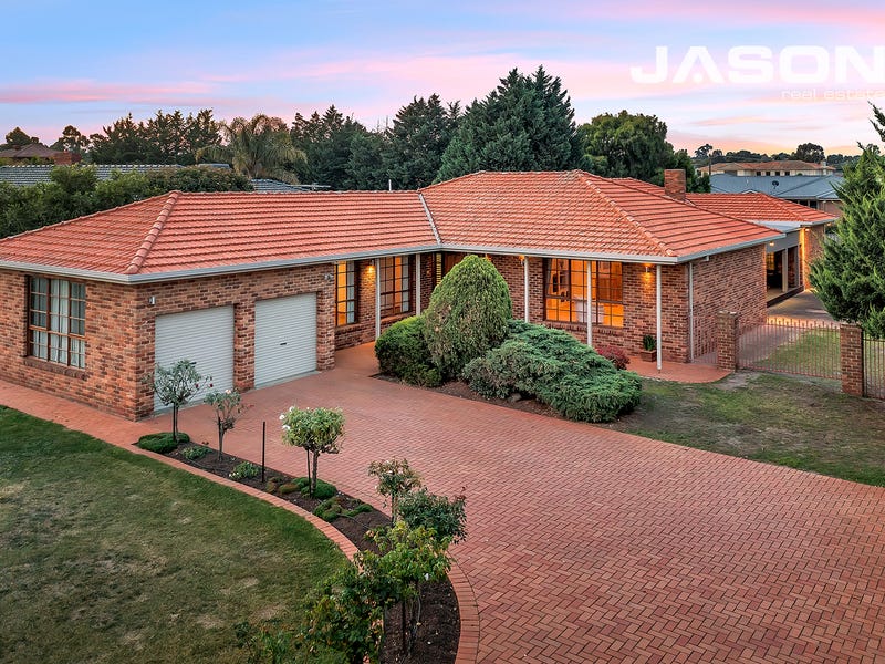 9 Inverness Mews, Greenvale, VIC 3059