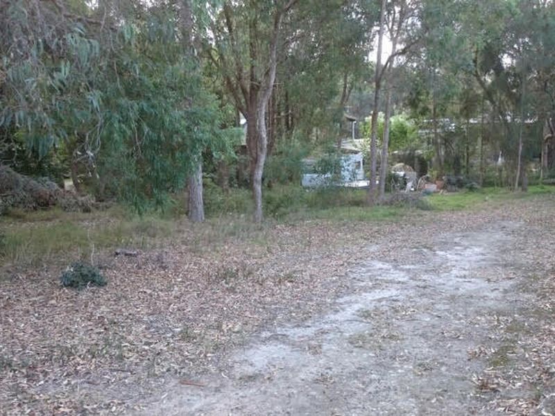 8 Point Parade, Congo, NSW 2537