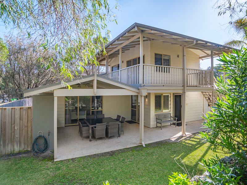 15 Peppermint Grove Terrace, Peppermint Grove Beach, WA 6271 House