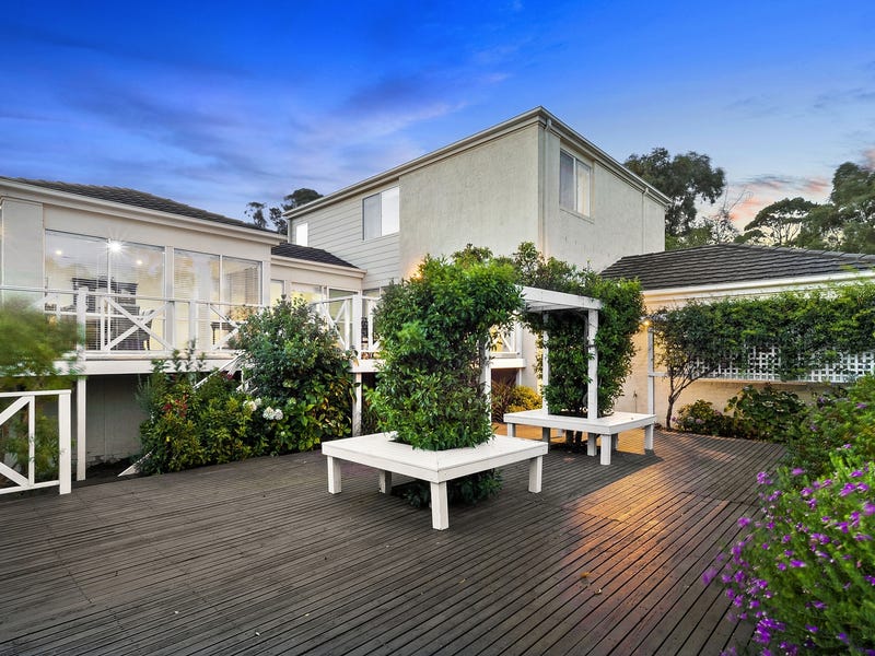 26 Jacaranda Crescent, Mornington, Vic 3931 Property Details