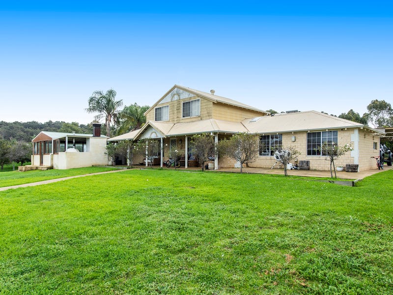 40 Jaldary Trail ( Entry off Smith Road ), Bullsbrook, WA 6084 House for Sale