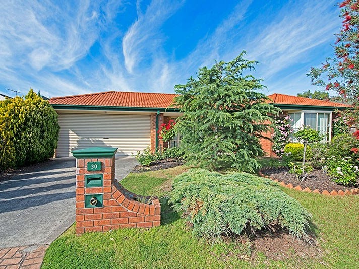 30 Caversham Drive, Mornington, VIC 3931