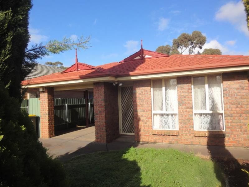 8 Lynton Court, Blakeview, SA 5114