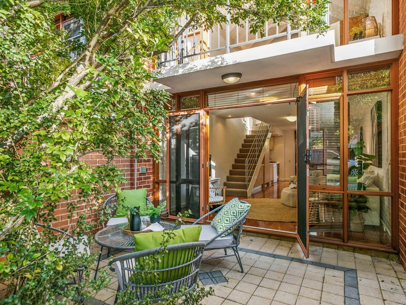 8E Park Road, Crawley, WA 6009 Property Details