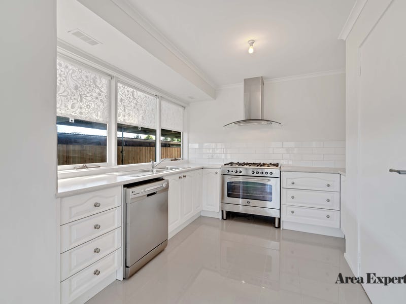 53 Lorimer Street, Melton, Vic 3337