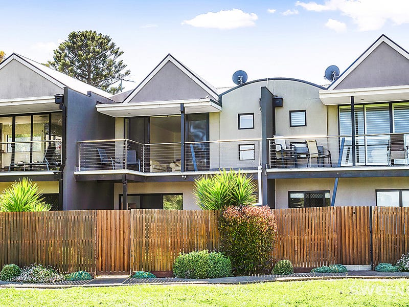 9/369 Esplanade, Altona, Vic 3018
