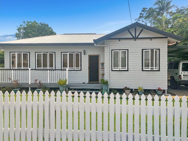 46 King Street, Urangan, QLD 4655