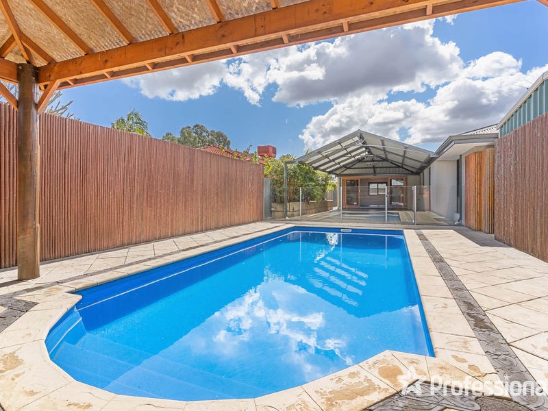 69 Wimbledon Drive, Kingsley, WA 6026