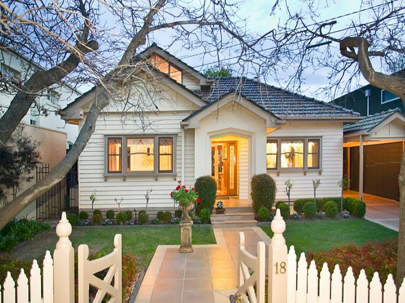 18 Binnie Street, Brighton East, VIC 3187