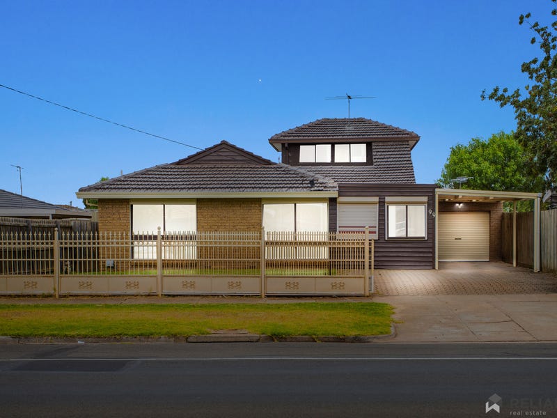 99 Station Road, Melton South, VIC 3338