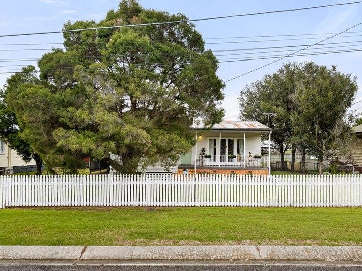 7 Adam Street, One Mile, Qld 4305