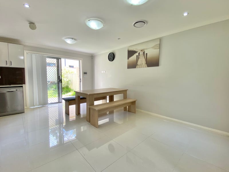 2/17 Abraham Street, Rooty Hill, NSW 2766