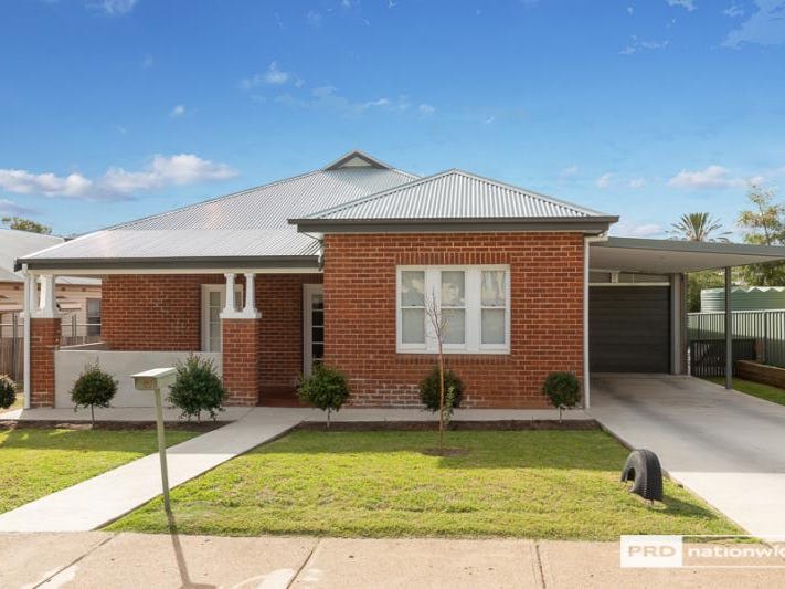 42 Phillip Street, West Tamworth, NSW 2340