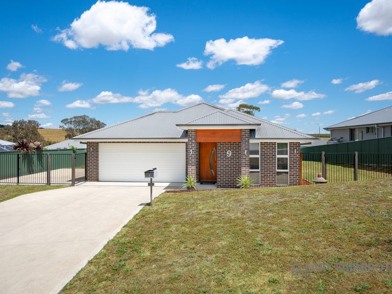 9 Adams Street Windradyne NSW 2795 realestate .au