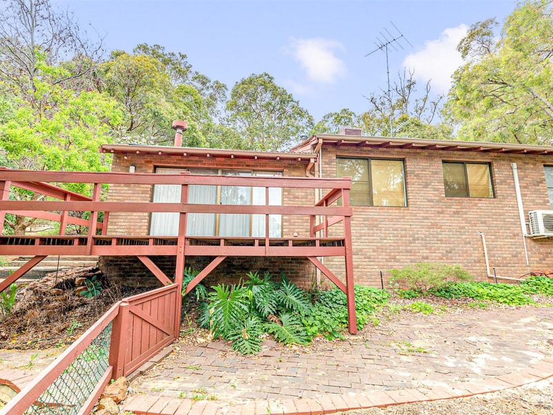 17 Mackie Road, Roleystone, WA 6111