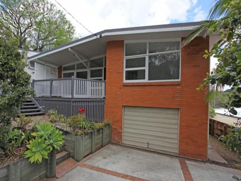 74 Blackheath Road, Oxley, Qld 4075 Property Details