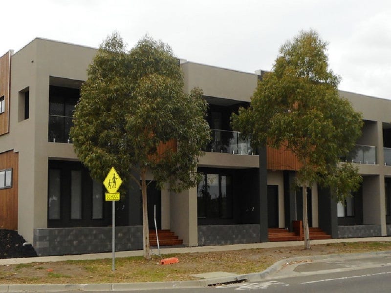 70A Heather Grove, Clyde North, VIC 3978