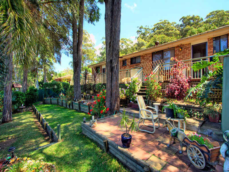 8 Woodview Road, Springfield, NSW 2250 Property Details