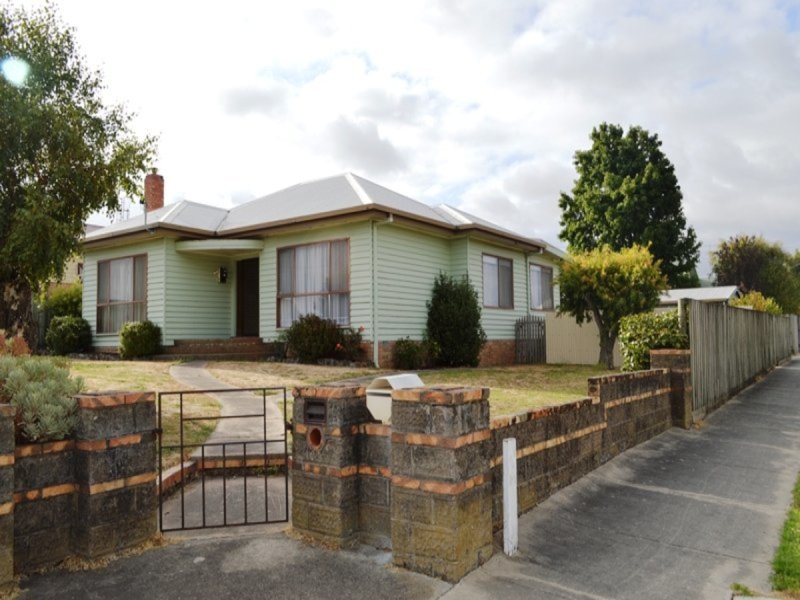 52 Wallace Street, Colac, Vic 3250 Property Details