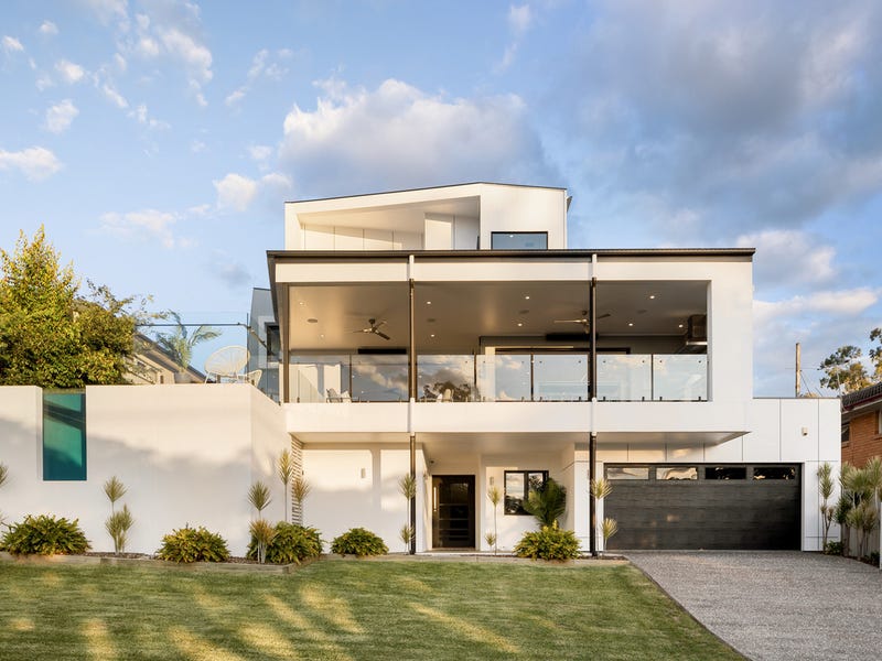 11 Dagmar Street, Holland Park West, QLD 4121