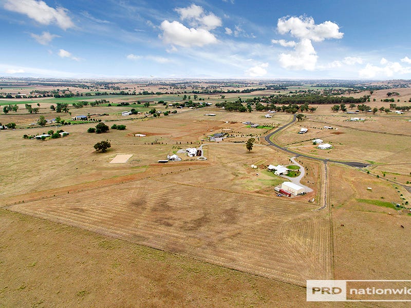 52 Valleyview Grove, Nemingha, NSW 2340