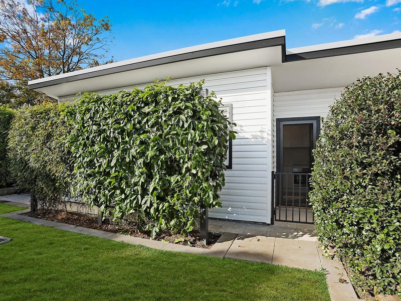 103 Anzac Avenue, Engadine, NSW 2233