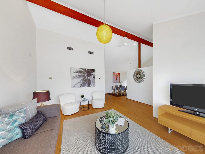 3 Charnwood Lane, Cheltenham, Vic 3192 Property Details