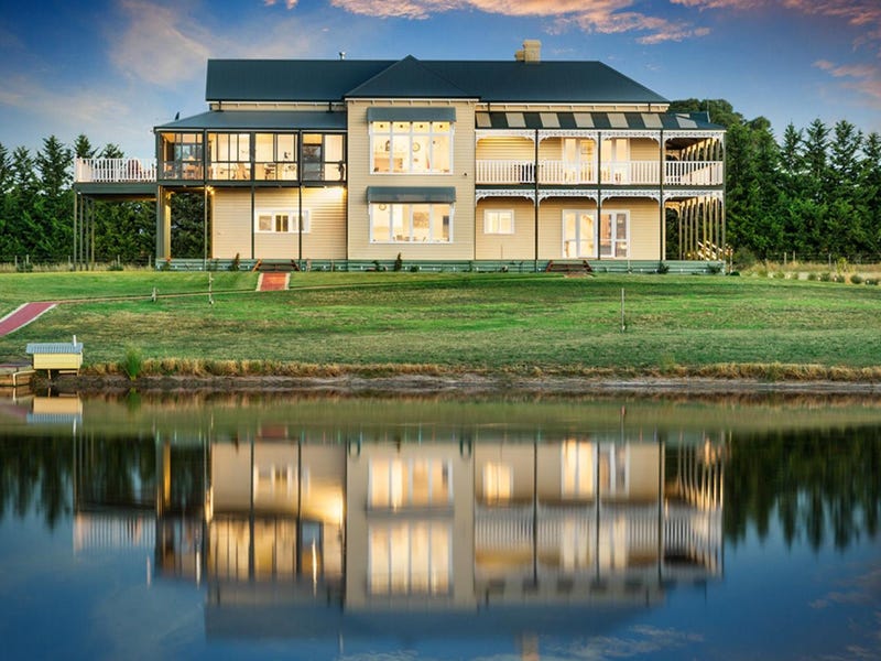 105 Jetty Lane, Lang Lang, Vic 3984 Property Details