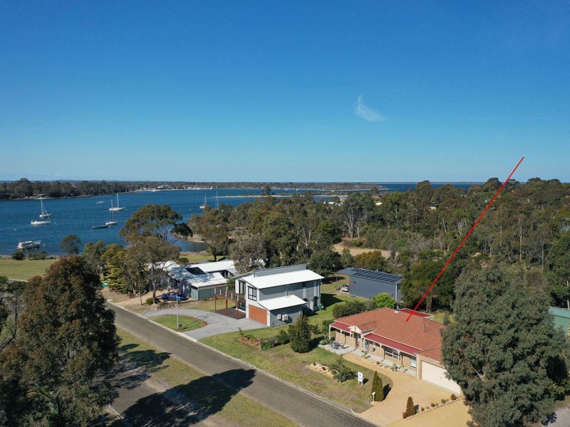 37 Lake Shore Drive, Newlands Arm, VIC 3875