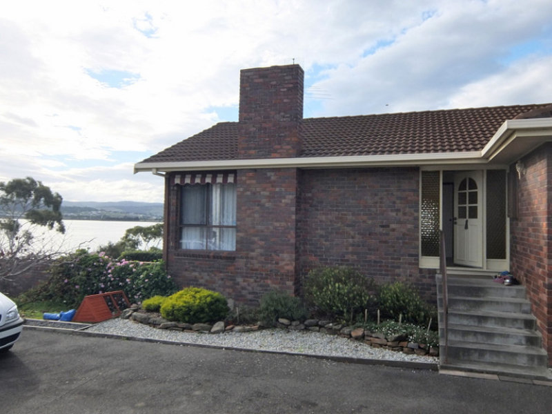 21 Lake Vue Parade, Midway Point, TAS 7171