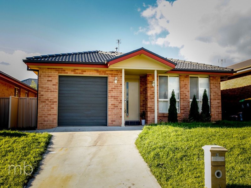 32 Brooklands Drive, Orange, NSW 2800 Property Details